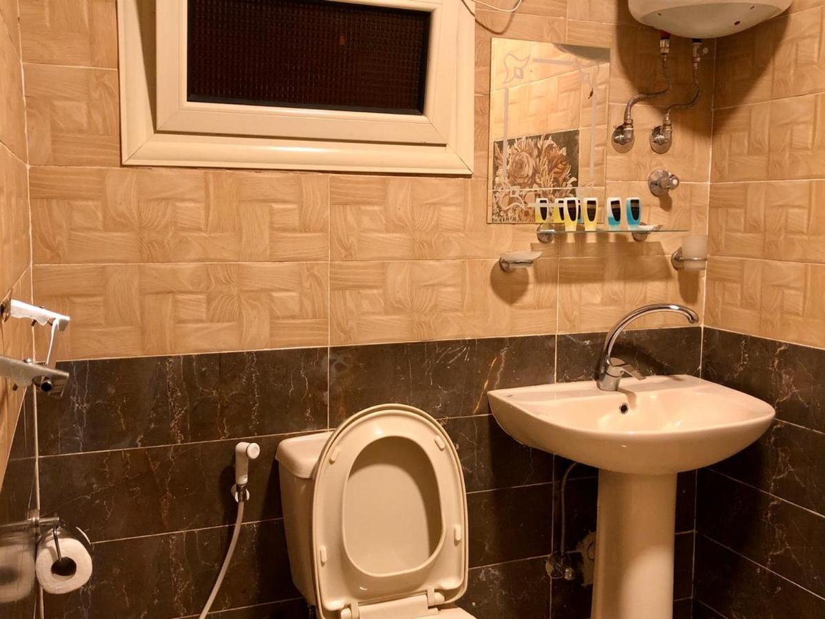 Full Pyramids View Apartment With Balcony For 8 P Kafrat al Jabal Exterior photo