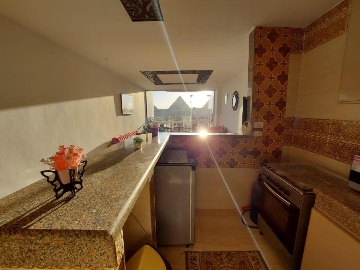 Full Pyramids View Apartment With Balcony For 8 P Kafrat al Jabal Exterior photo