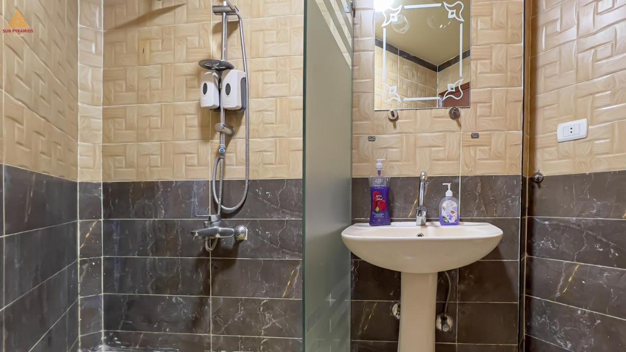 Full Pyramids View Apartment With Balcony For 8 P Kafrat al Jabal Exterior photo