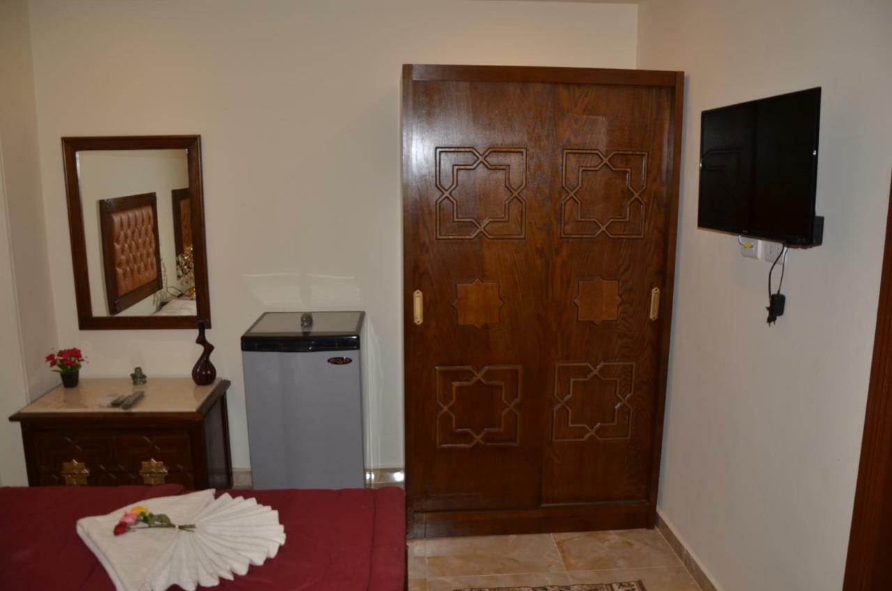 Full Pyramids View Apartment With Balcony For 8 P Kafrat al Jabal Exterior photo