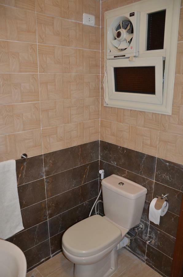 Full Pyramids View Apartment With Balcony For 8 P Kafrat al Jabal Exterior photo